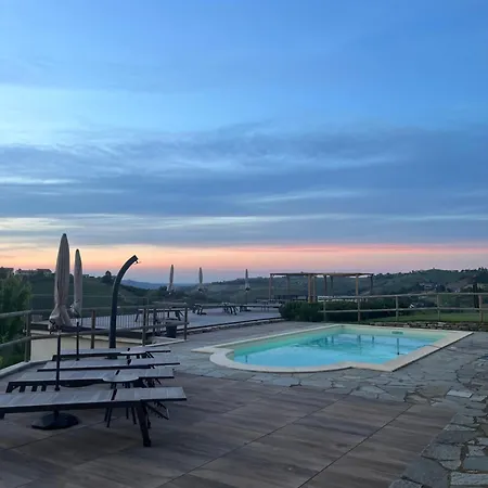 Resort Le Cornici - Cascina Di Charme *