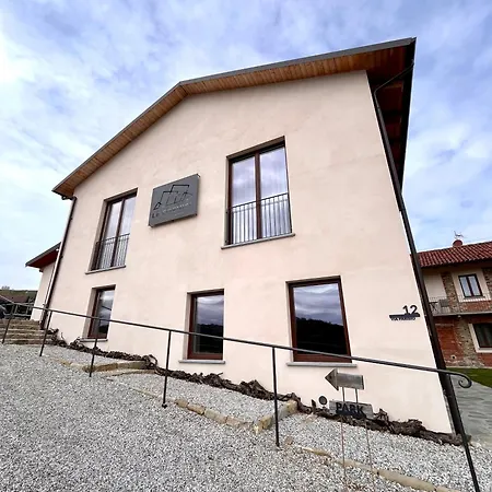 Le Cornici - Cascina Di Charme * Diano dʼAlba