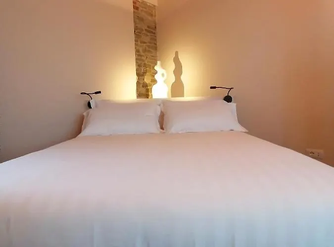 Le Cornici - Cascina Di Charme Resort Diano dʼAlba