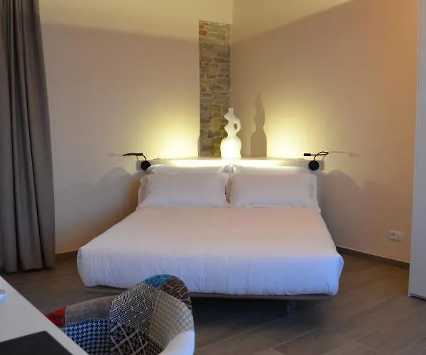 Rezort Le Cornici - Cascina Di Charme Diano dʼAlba